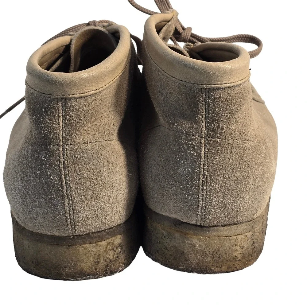 Clarks Originals Wallabee Boots Mens Sand Beige Suede Crepe Sole Chukka